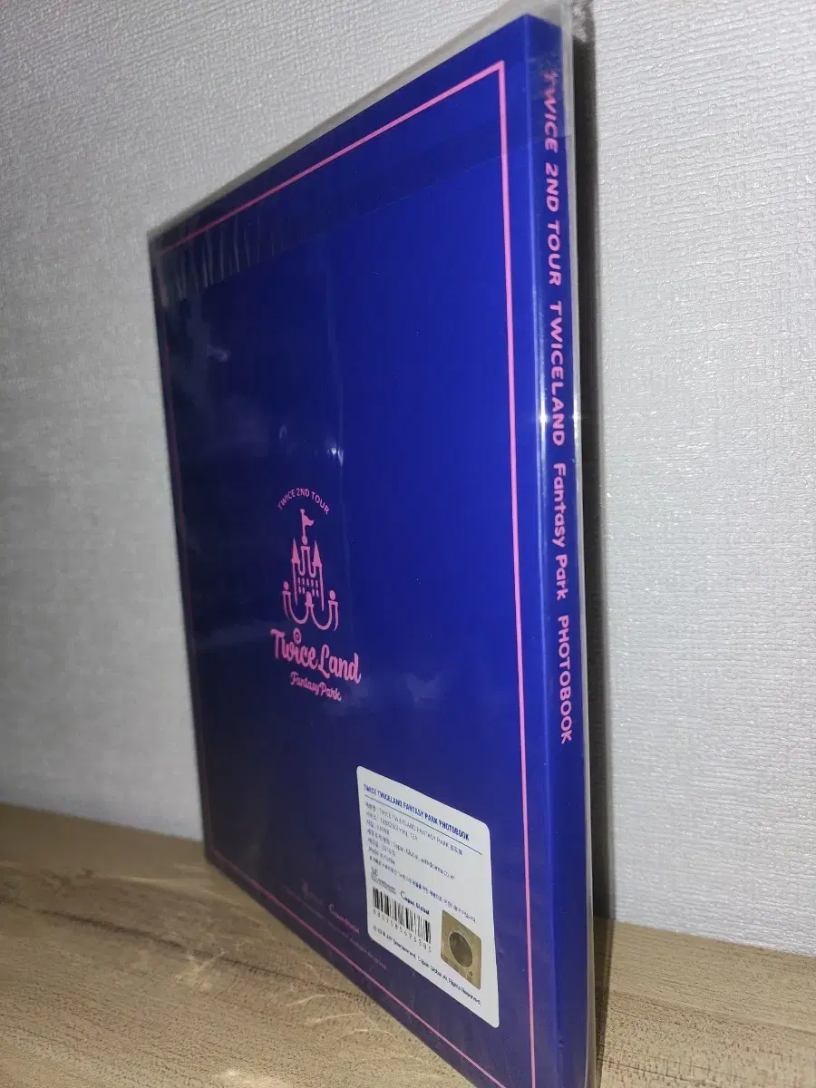 TWICEフォトブック - TWICELAND TWICELANDファンタジーパーク （未開封)